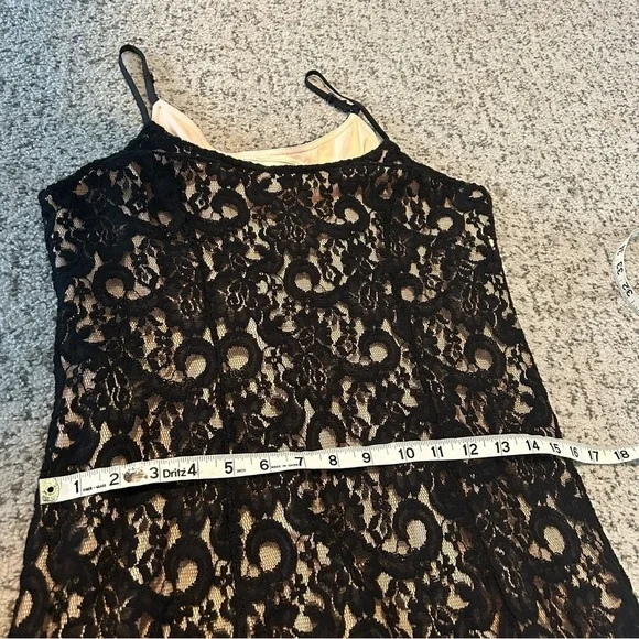 Anthropologie Moulinette Soeurs Cotrena Flounced Black Laced Dress Size 6 - Picture 9 of 12